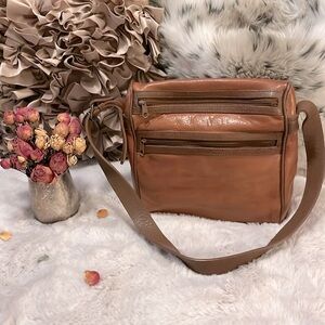 Vintage Rare Robinson’s Two-tone Tan Brown Soft Leather Designer Shoulder Bag